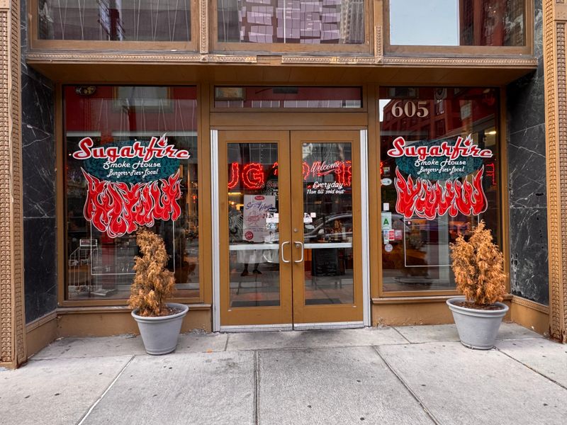 12 Missouri BBQ Joints That Keep The Pitmaster Tradition Burning - Decor Hint Sugarfire Smoke House