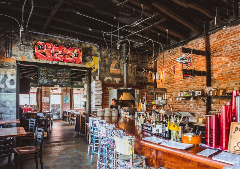 12 Oklahoma Pizza Spots Proving Great Flavor Is Worth Traveling For - Decor Hint The Wedge Pizzeria