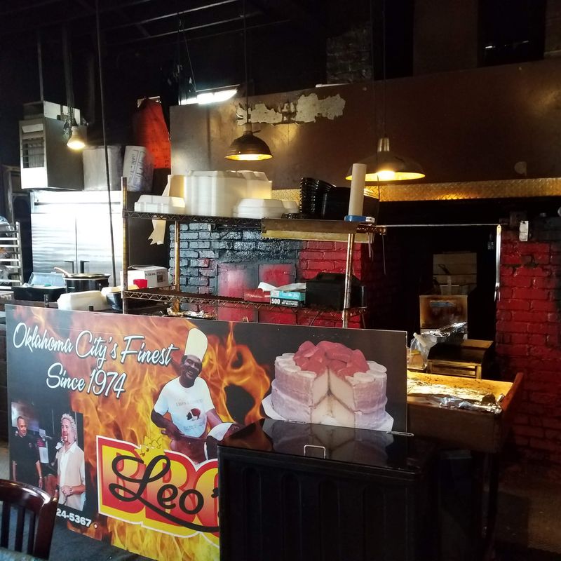 Leo's Bar-B-Q