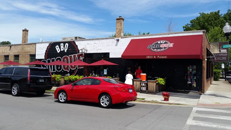 These 15 Family Owned Restaurants In Illinois Have Been Around For Four Generations And Are More Popular Than Ever - Decor Hint Smoque BBQ