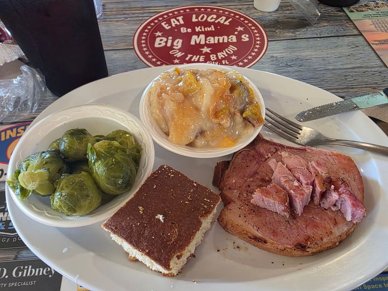 19 Florida Diners Filling Plates With True Southern-Style Favorites - Decor Hint Big Mama's on the Bayou