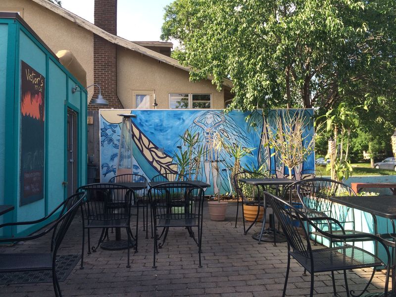 10 Off-The-Radar Minnesota Eateries Always Packed With Diners - Decor Hint Victor's 1959 Cafe