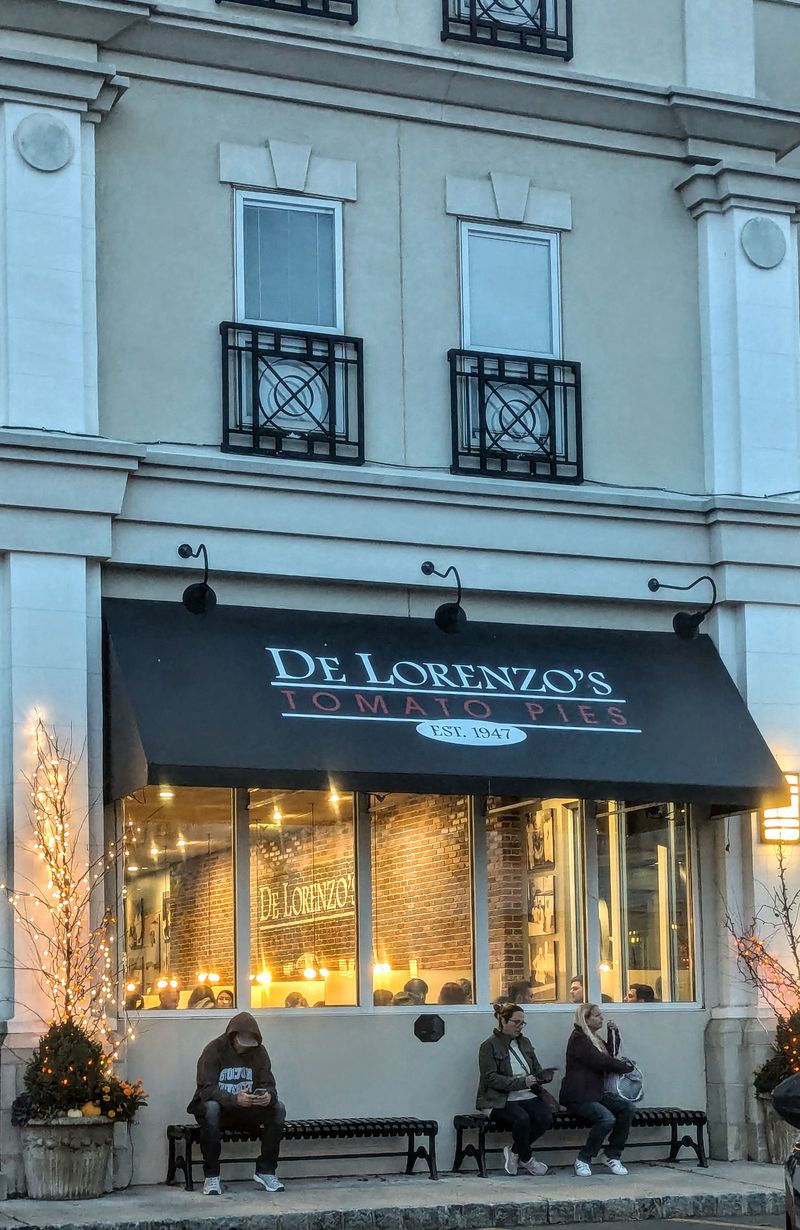 De Lorenzo's Tomato Pies