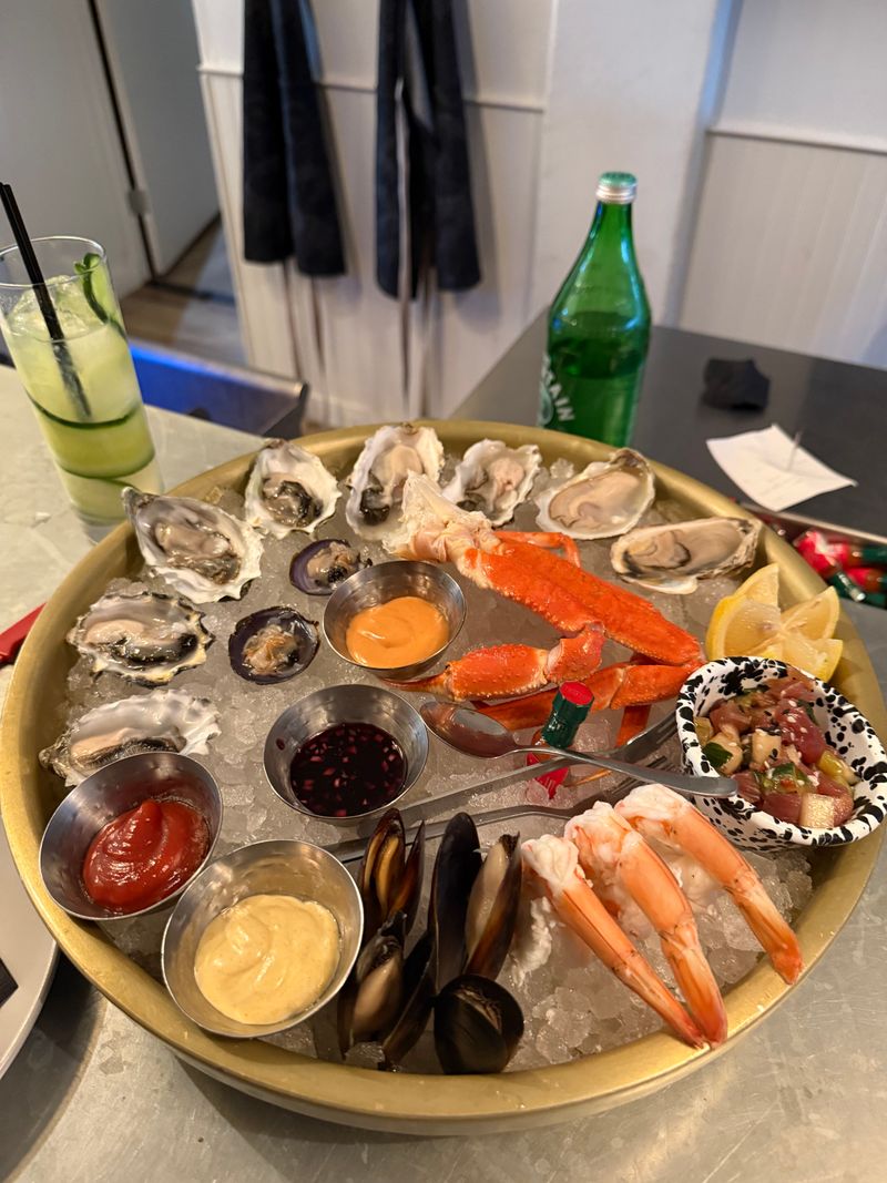 12 New Mexico Seafood Shacks Only Locals Know That Bring The Coast To The Southwest - Decor Hint LURE Raw Bar