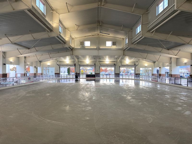 Indiana's Must-See 2025/2026 Winter Festivals You Won't Want To Skip - Decor Hint Ice Skating & Holiday Events In Indiana Dunes / South Shore