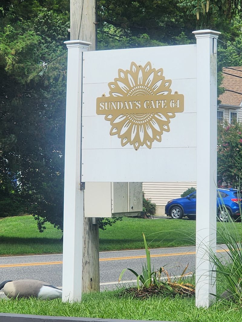 These 14 Delaware Soul Food Cafés Are Serving Comfort Dishes Locals Keep For Themselves - Decor Hint Sunday's Cafe 64