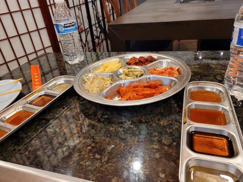 Foodies Flock To This Washington All-You-Can-Eat Spot For A Reason - Decor Hint Customer Service That Feels Like Family