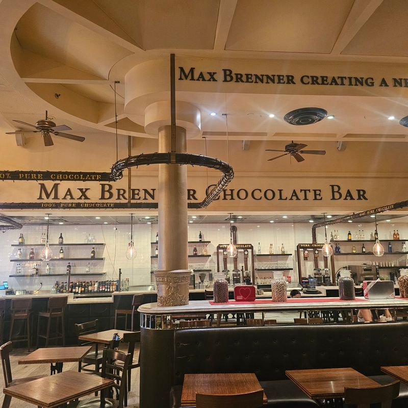 NYC Hot Chocolates That Are Absolutely Worth The Hype - Decor Hint Max Brenner