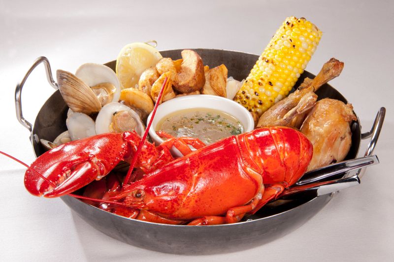 10 Ohio Lobster Roll Spots Bringing Bold East Coast Flavor To The Midwest - Decor Hint Salmon Dave's