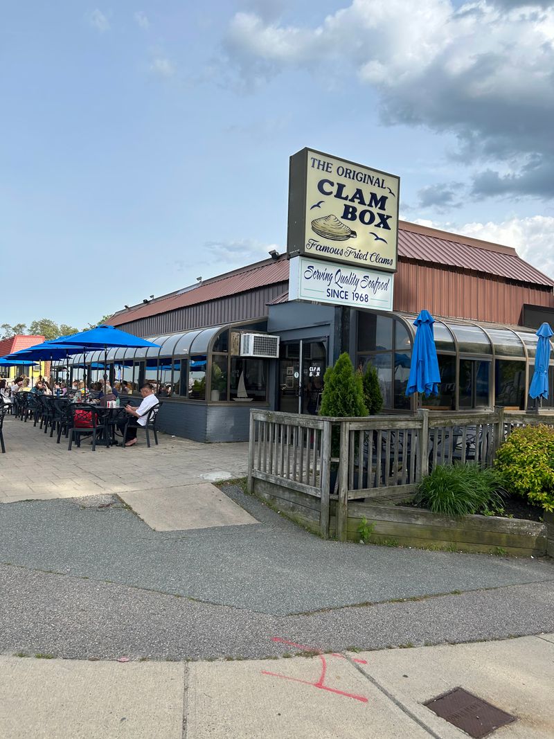 The Clam Box