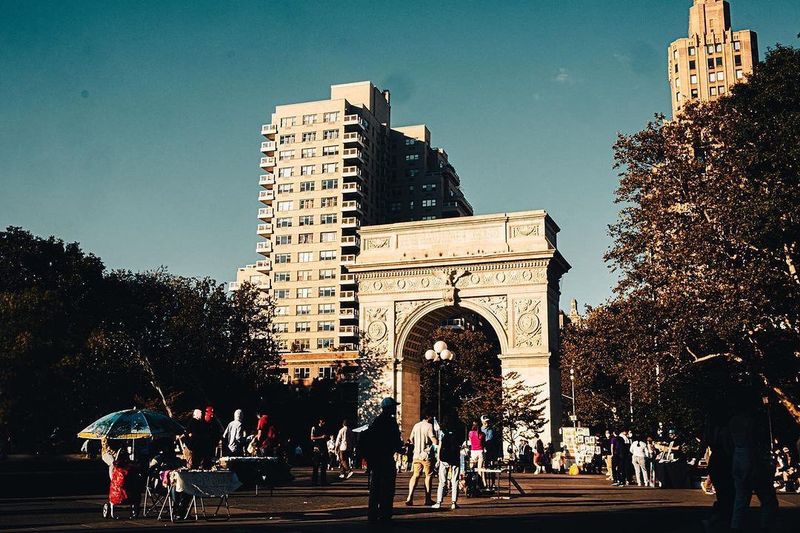 Discover NYC Like A Local: Sustainable Travel Trends You Can't Miss In 2026 - Decor Hint Sustainable Event And Festival Attendance