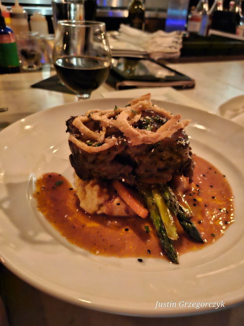 This Hidden Charlotte Restaurant Serves Food That Locals Guard Jealously - Decor Hint An Experience That Stays With You Long After Leaving