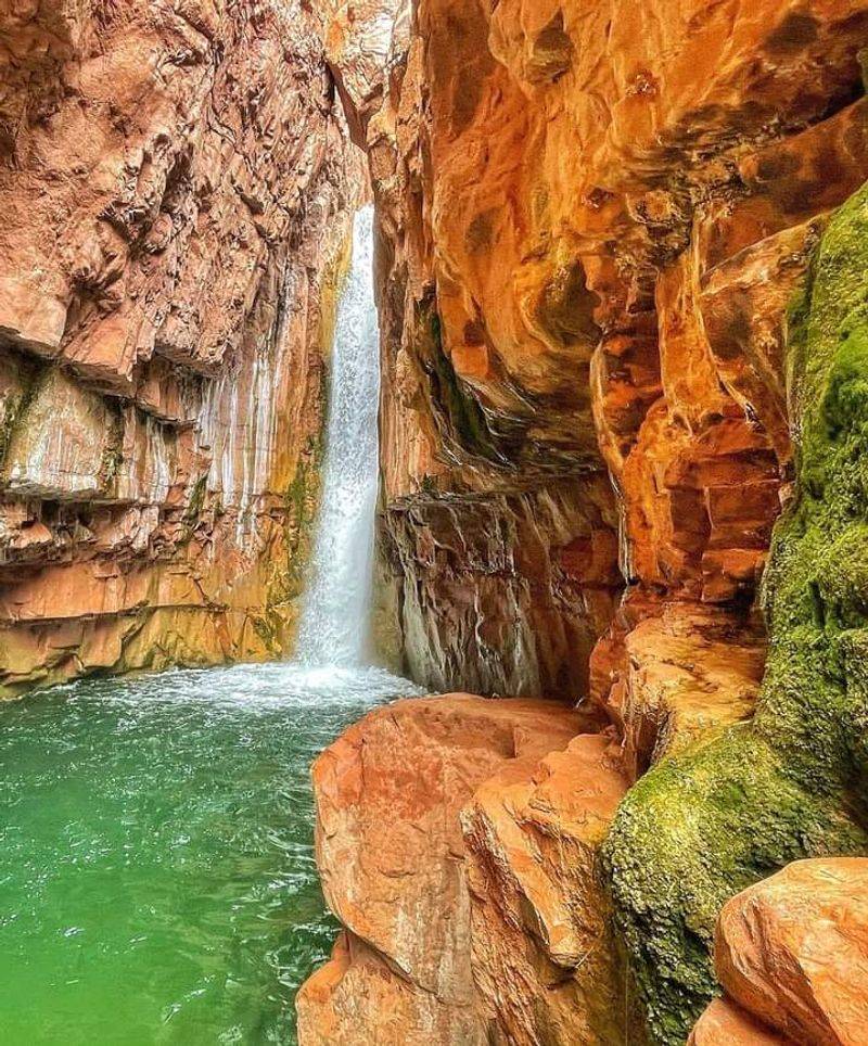 15 Arizona Tourist Traps Locals Won’t Touch (And The Desert Wonders You Can’t Miss) - Decor Hint Havasu Falls Permits VS. Cibecue Falls