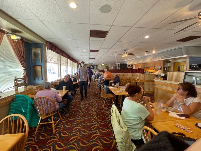 These 14 Delaware Soul Food Cafés Are Serving Comfort Dishes Locals Keep For Themselves - Decor Hint Sister's Southern Comfort