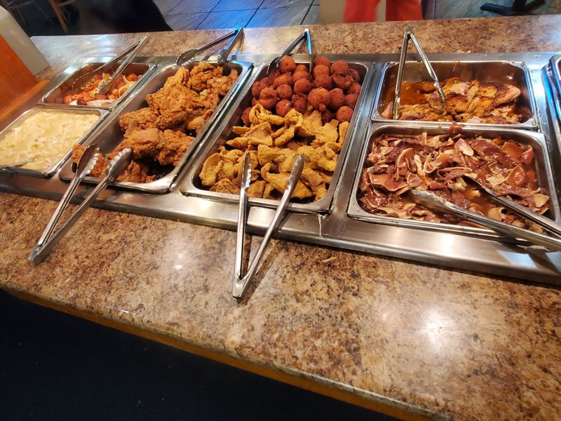 Mississippi Buffets Serving Fried Chicken That Feels Straight Out Of Church Potluck - Decor Hint Country Fisherman