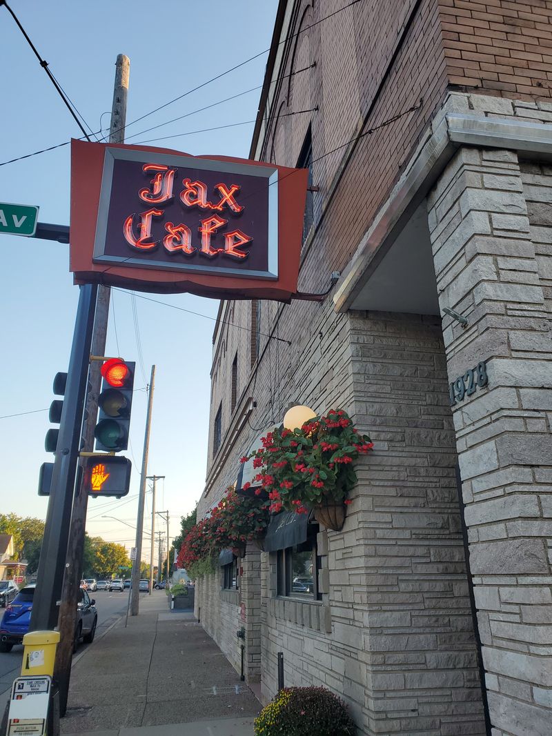 Minnesota Supper Clubs Famous For Fried Fish That Make Fridays Special - Decor Hint Jax Cafe