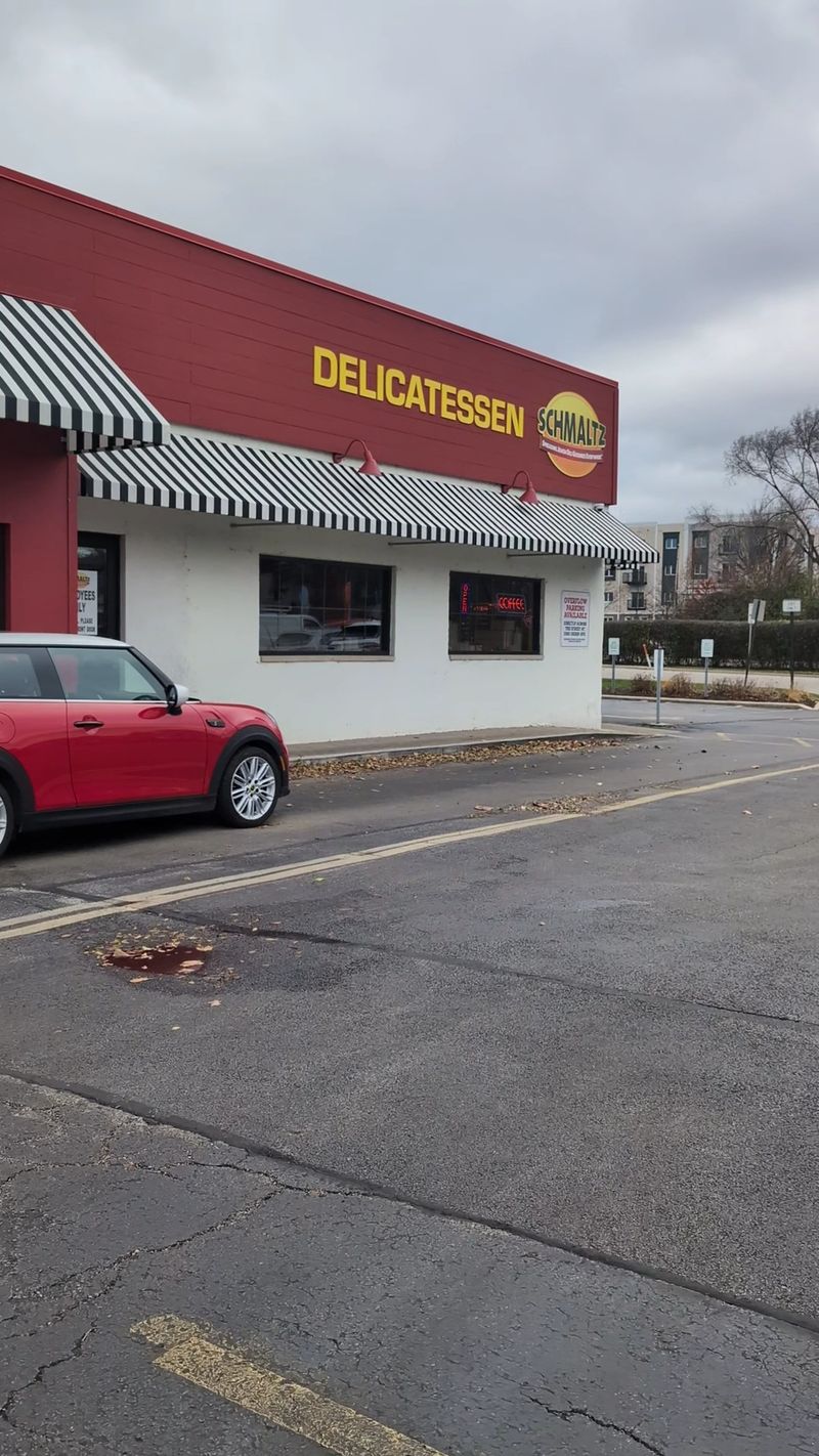 12 Illinois Fish Fries That Keep The Locals Coming Back Each Friday - Decor Hint Schmaltz's Delicatessen