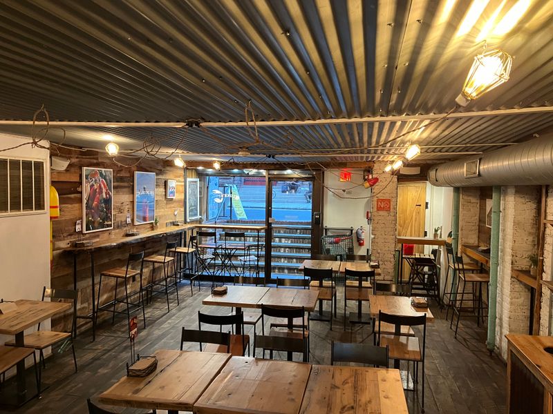 14 Pennsylvania Lobster Roll Shacks Serving Serious Coastal Flavor - Decor Hint Luke's Lobster Rittenhouse