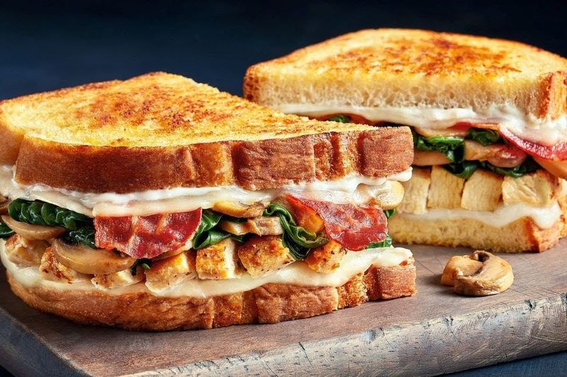 14 Old School New York Diner Dishes That Are Returning Strong In 2026 - Decor Hint Hot Turkey Sandwich