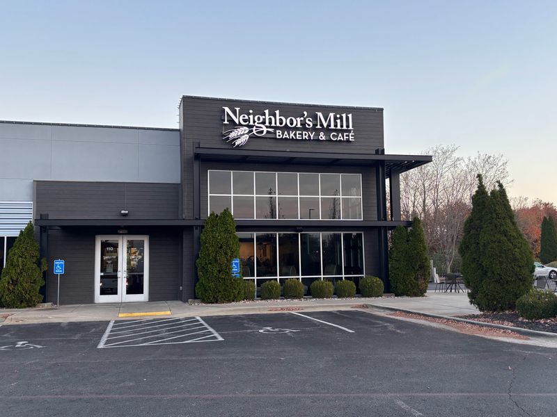 Neighbor's Mill Bakery & Café