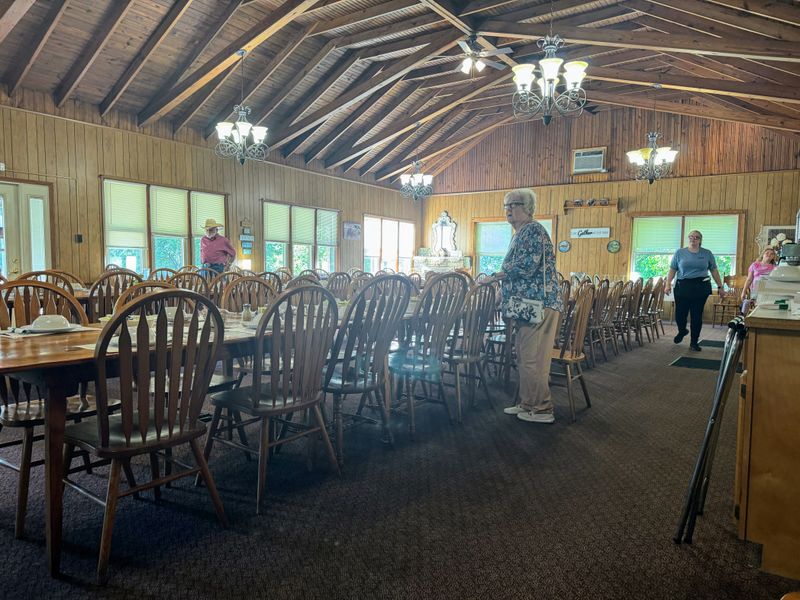 The Indiana Small-Town Diner Serving Fried Fish So Good Locals Call It The State's Best-Kept Secret - Decor Hint Family-Style Dining With Attentive Service