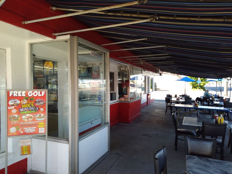 15 Maryland Seafood Shacks Only Locals Know For Steamed Crabs And Old Bay Magic - Decor Hint Anthony's Carryout