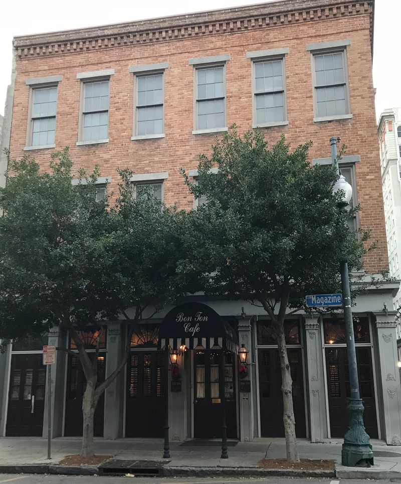Bon Ton Café