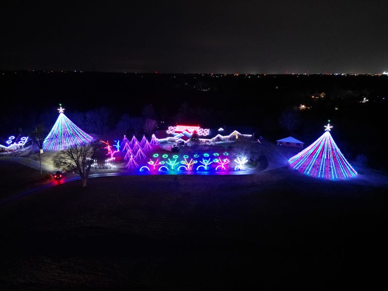 Down's Family Christmas Light Ministry