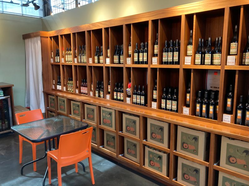 15 Unexpected Reasons Wenatchee Is The Affordable Washington Mountain Town Everyone Should See - Decor Hint Growing Wine Industry and Tasting Rooms