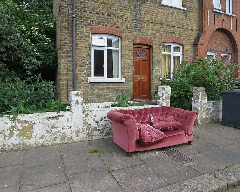 14 Couch Colors South Carolinians Are Slowly Phasing Out - Decor Hint Mauve