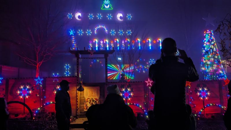 Washington's Most Jaw-Dropping Christmas Yard Displays - Decor Hint 4040 House (West Seattle)