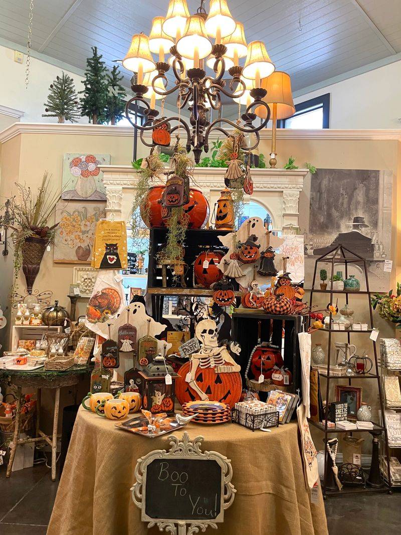 Reasons The Knoxville Holiday Market Should Be On Your Winter Calendar - Decor Hint Building Connections With Your Neighbors