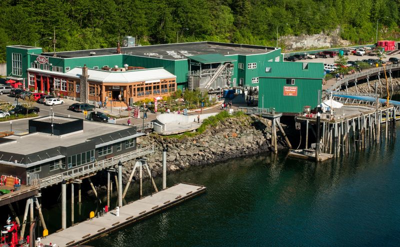 10 Alaska Restaurants Serving Up Memorable Salmon - Decor Hint Twisted Fish Company Alaskan Grill