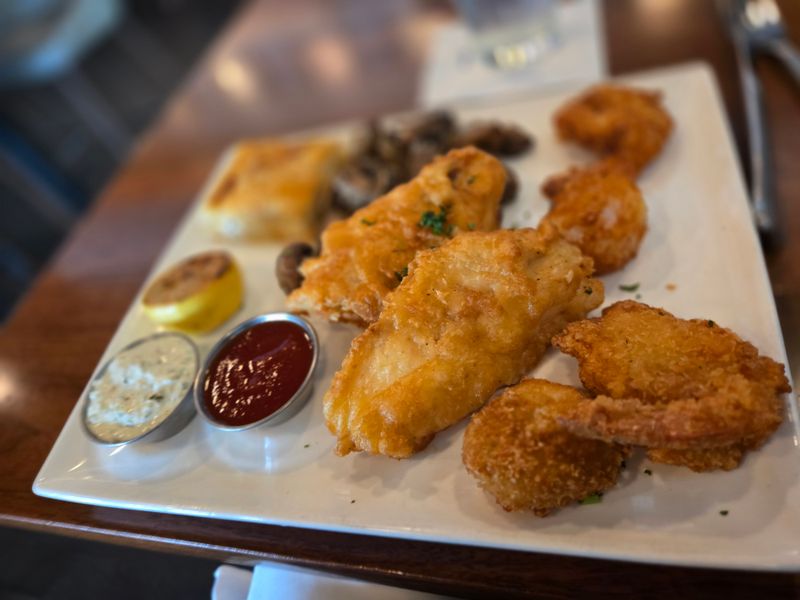 8 Fried-Fish Restaurants In Arizona That Are Worth Hitting The Road For - Decor Hint Bluewater Grill