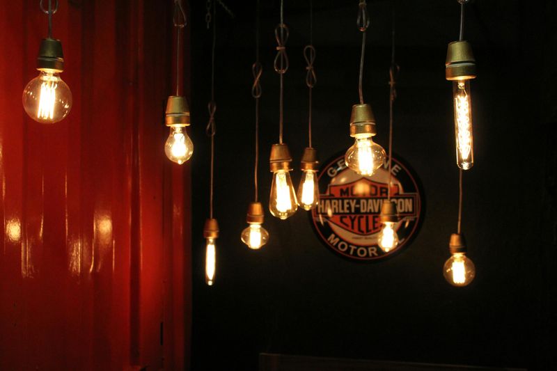 12 Home Design Trends North Carolina Homeowners Are Finally Moving Away From - Decor Hint Edison Bulbs in Every Fixture