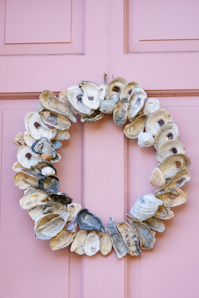 North Carolina Christmas With Coastal Flair: Decor Ideas For A Warm Holiday - Decor Hint Coastal Wreath Variations