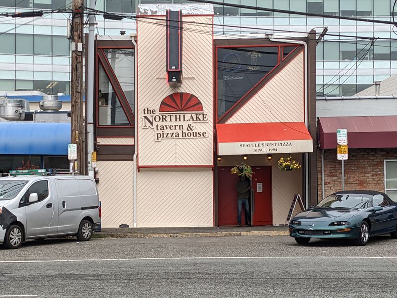 Northlake Tavern and Pizza House