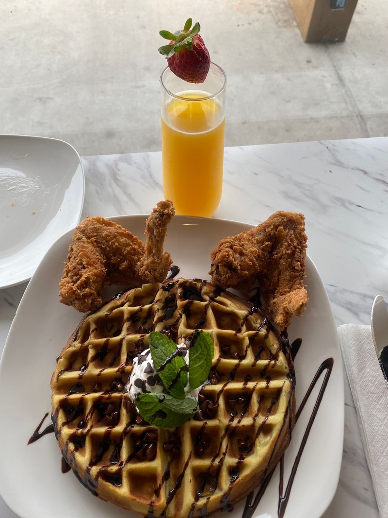 14 Old School New York Diner Dishes That Are Returning Strong In 2026 - Decor Hint Chicken and Waffles