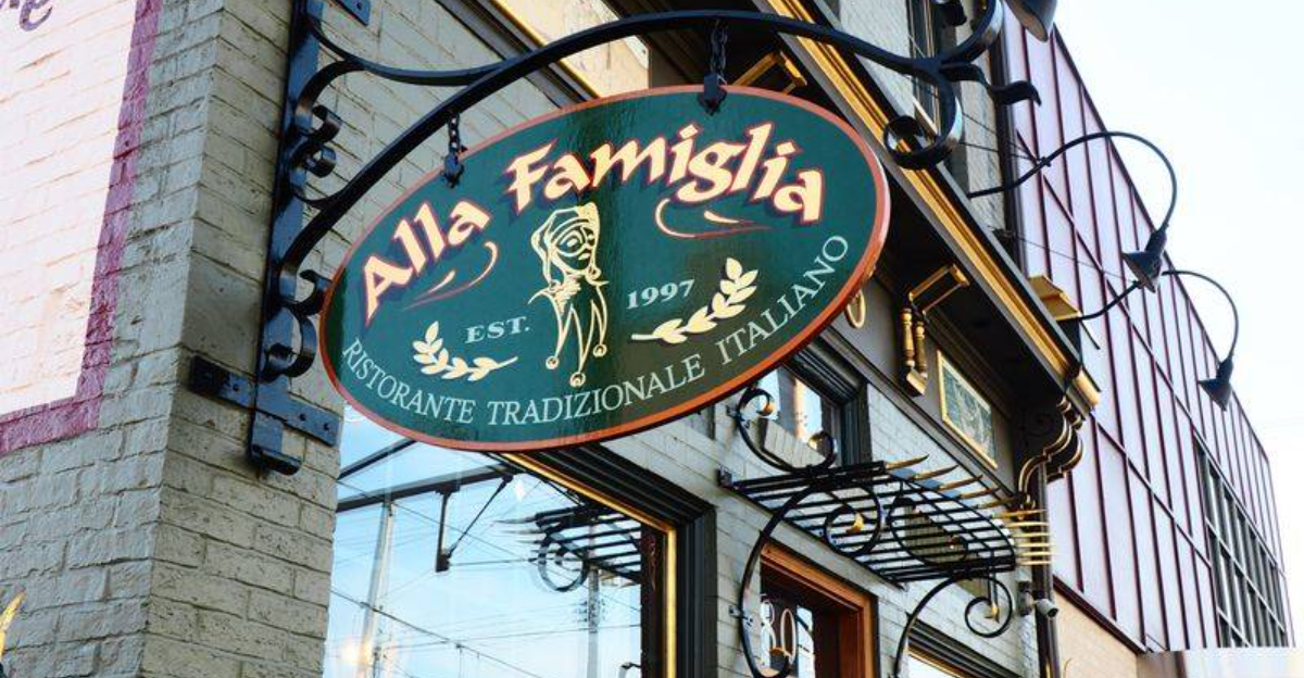 Pennsylvania Italian Restaurants Where Getting A Table Is A Small Miracle - Decor Hint