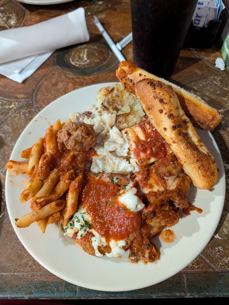 The Colorado All-You-Can-Eat Buffet So Good People Drive Through The Rockies To Reach It - Decor Hint Named Colorado's Best All-You-Can-Eat Buffet