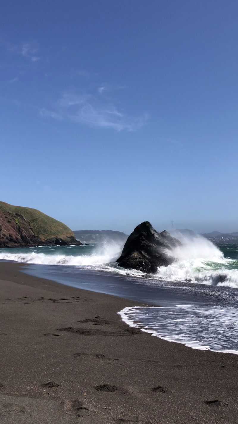 Black Sands Beach
