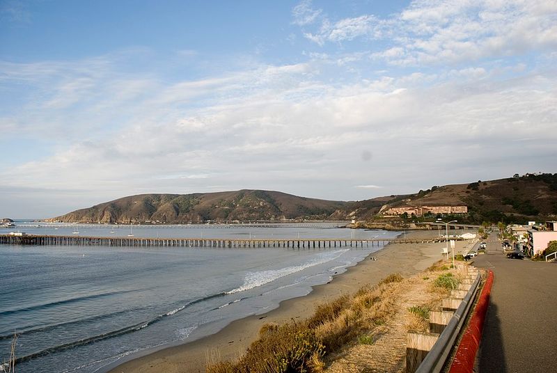 16 California Coastal Towns Locals Say Have Shifted Away From Their Easygoing Beach Roots - Decor Hint Avila Beach