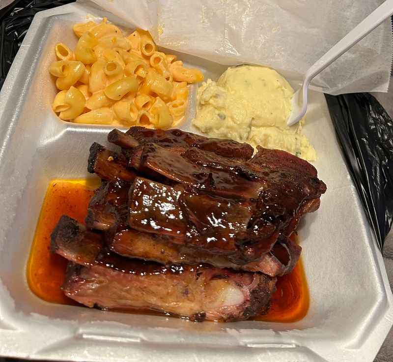 McInnis' 12 Bone BBQ