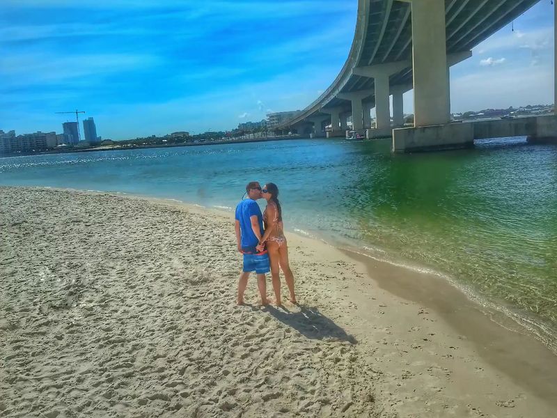 12 Alabama Beach Towns That Get Overrun By Tourists Every Summer (According To Locals) - Decor Hint Elberta