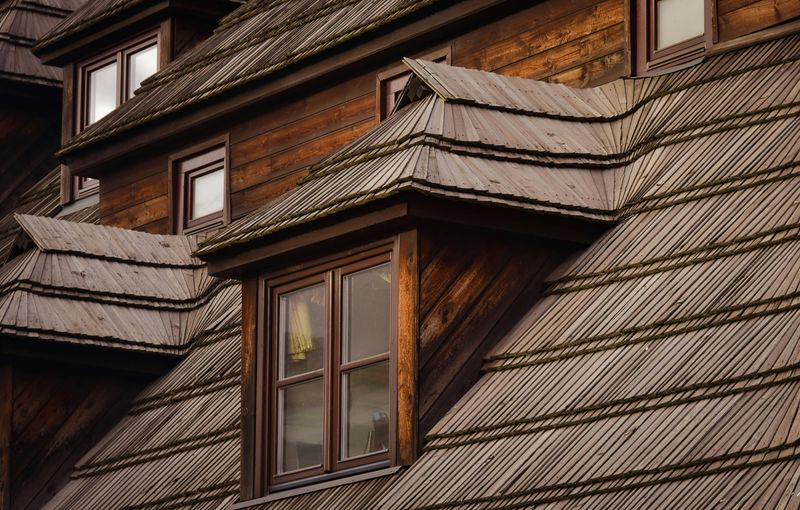 Combustible Roofing Materials Like Wood Shakes