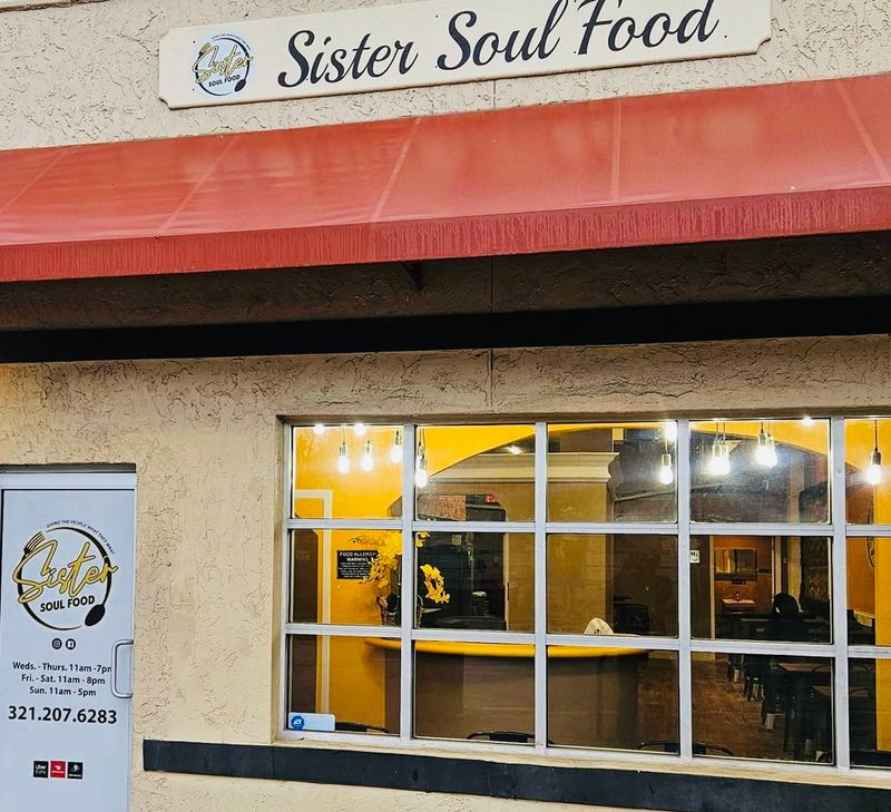 19 Florida Diners Filling Plates With True Southern-Style Favorites - Decor Hint Sisters Soul Food Cafe