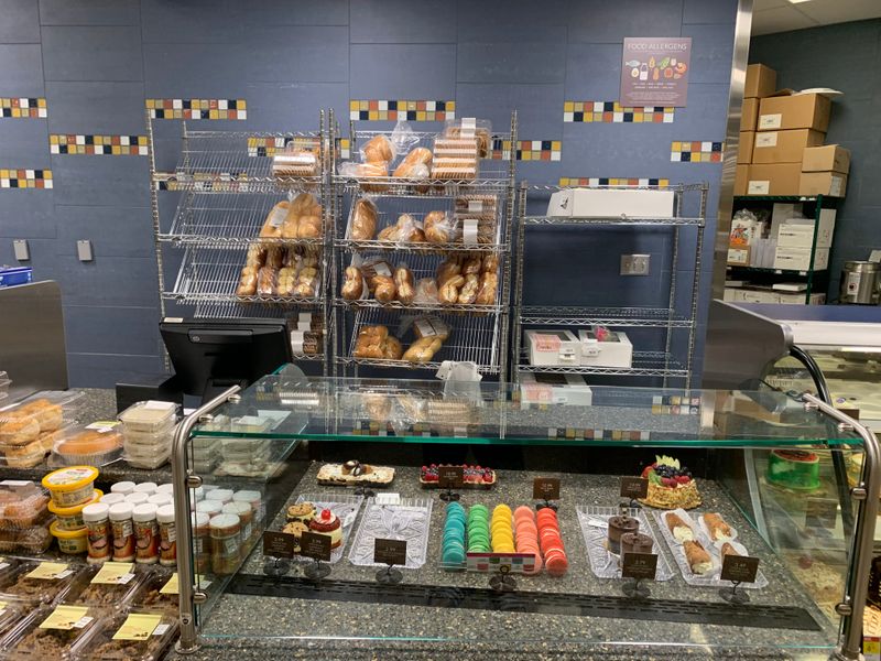 Bakery Department Creates Special Occasion Solutions