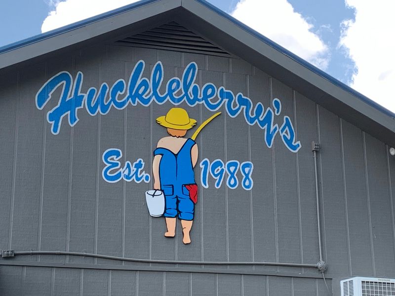 Huckleberry's Catfish Buffet