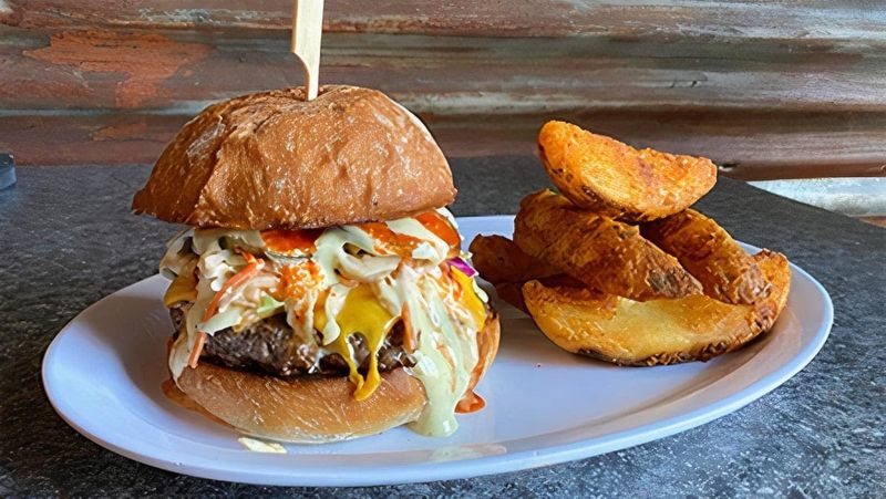 14 Oregon-Based Family-Owned Fried Chicken Spots You Can't Miss For Ultimate Comfort Food - Decor Hint Big's Chicken