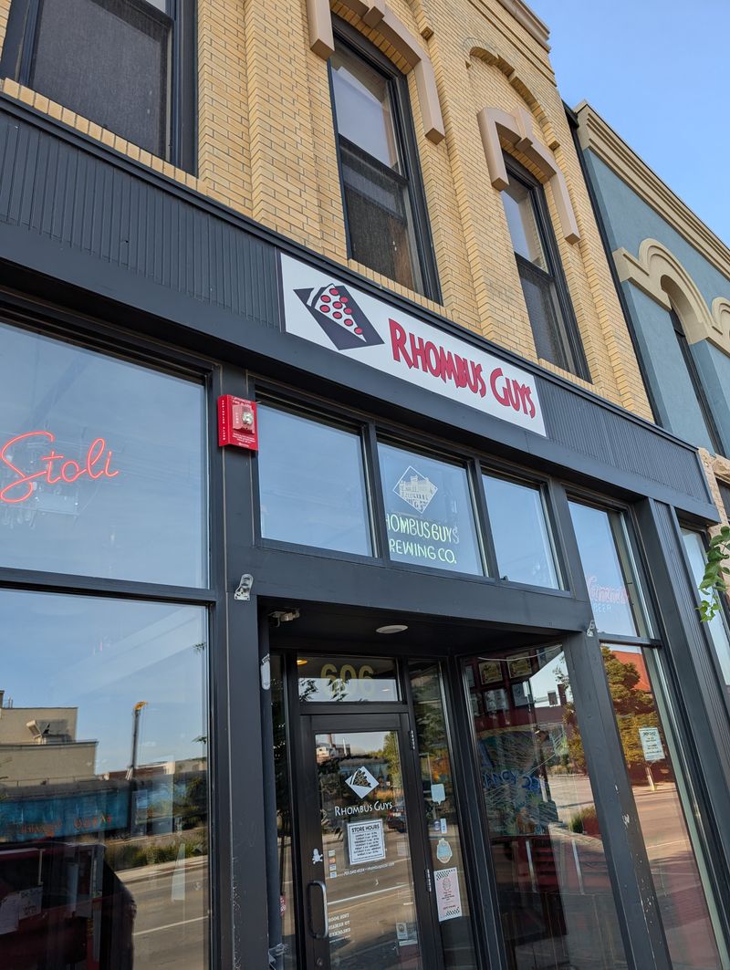 14 North Dakota Small-Town Restaurants Full Of Charm And Midwest Hospitality - Decor Hint Rhombus Guys Brewing Company